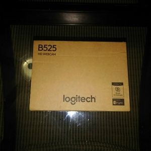 I am selling a Logitech B525 HD WEBCAM